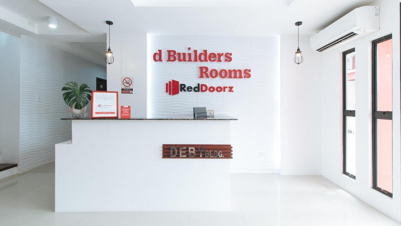 RedDoorz Plus @ d'Builders Poblacion - BGC Taguig Buitenkant foto